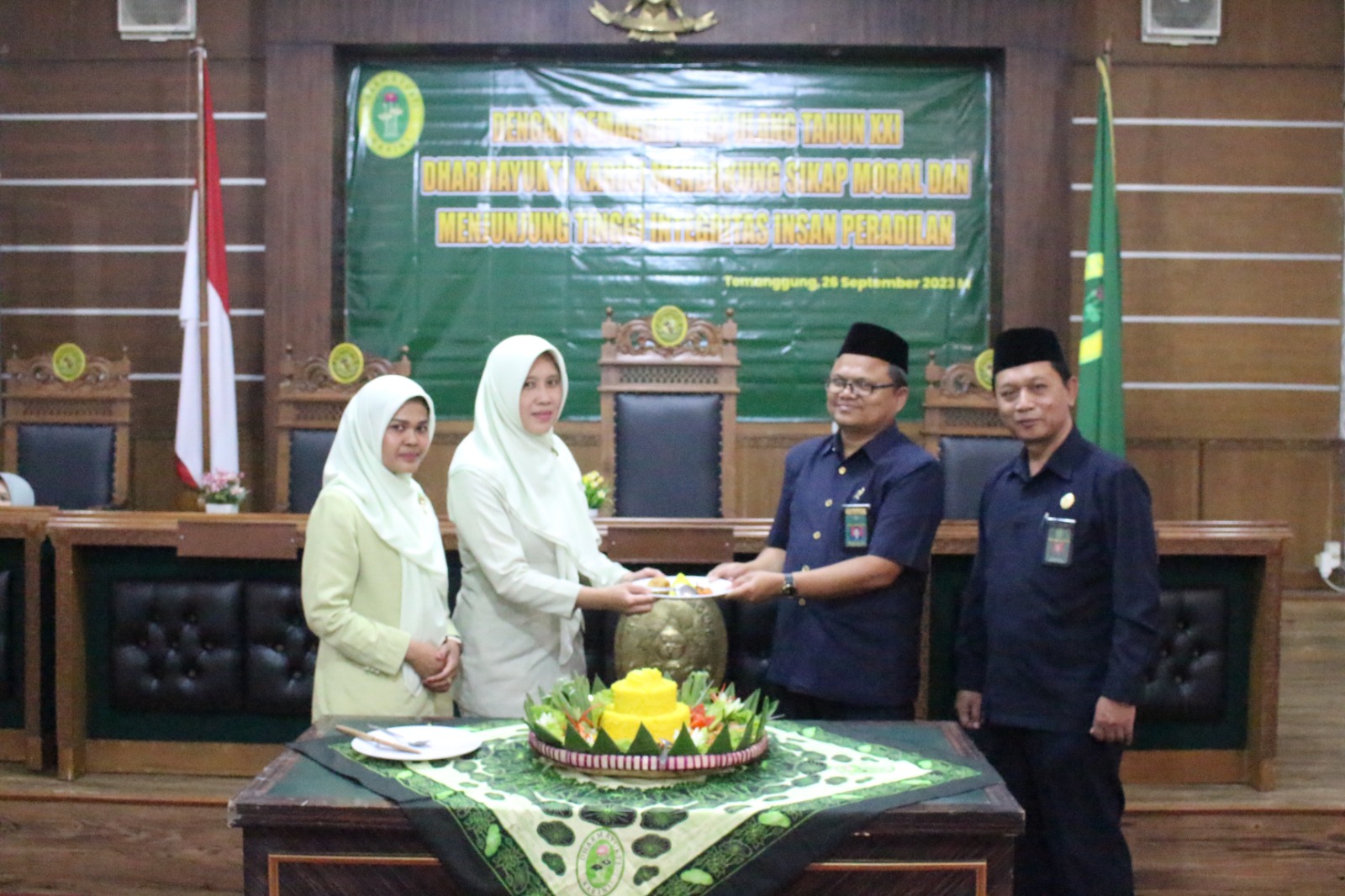 hut dyk xxi 4