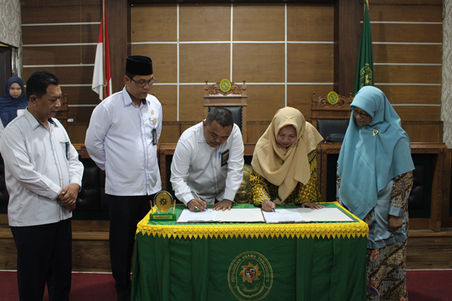 kontrak posbakum 1