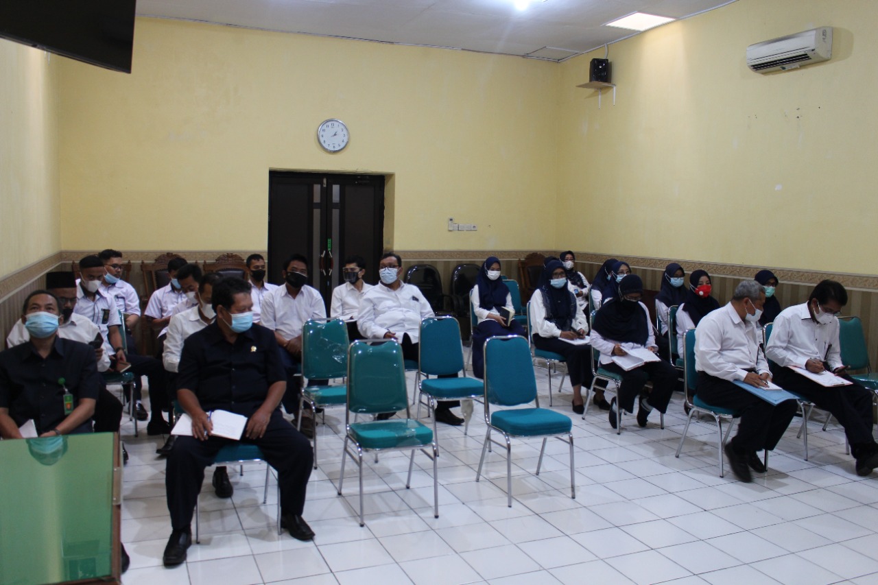 rapat agust 2