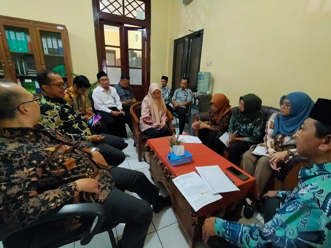 rapat e court 2
